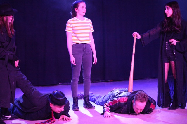 Helden Szenenfotos6.JPG